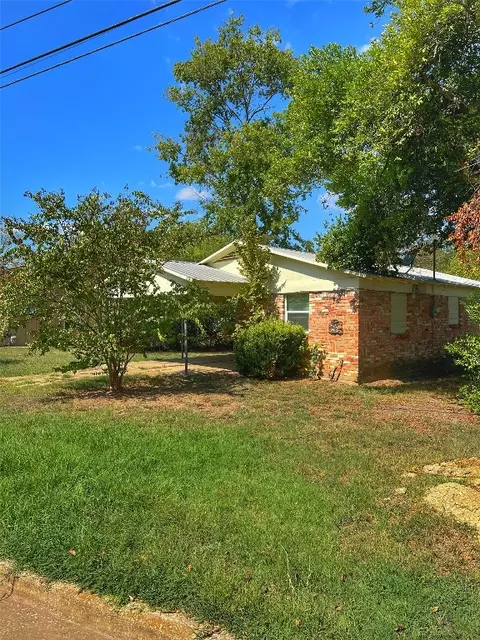 213 Weaver Dr, Sulphur Springs, TX 75482