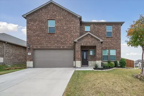 10653 High Ridge Ln, Fort Worth, TX 76108