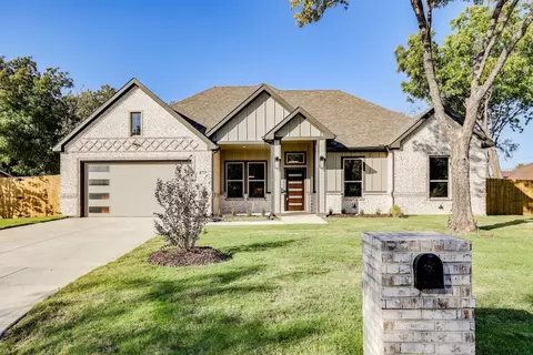 1714 Bogarte Dr, Grand Prairie, TX 75051