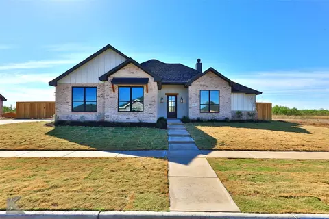 317 Blackhawk Rd, Abilene, TX 79602