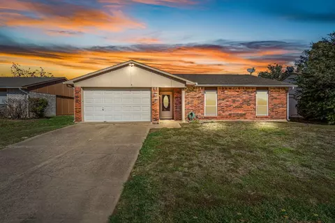 5521 Ramsey Dr, The Colony, TX 75056