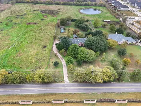 960 S Mitchell Rd, Mansfield, TX 76063