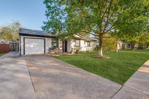 1114 Caravan Trl, Duncanville, TX 75116