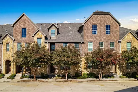 2777 Troutt Dr, Carrollton, TX 75010
