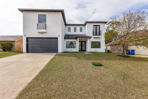 2919 E Pepperidge Dr, Lancaster, TX 75134