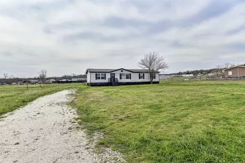 134 Valley Meadows Dr, Springtown, TX 76082
