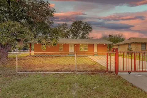 375 Crenshaw Dr, Dallas, TX 75217