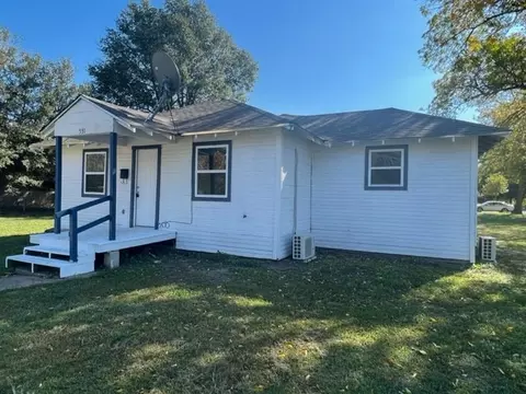 551 W Fort Worth Ave, Cooper, TX 75432