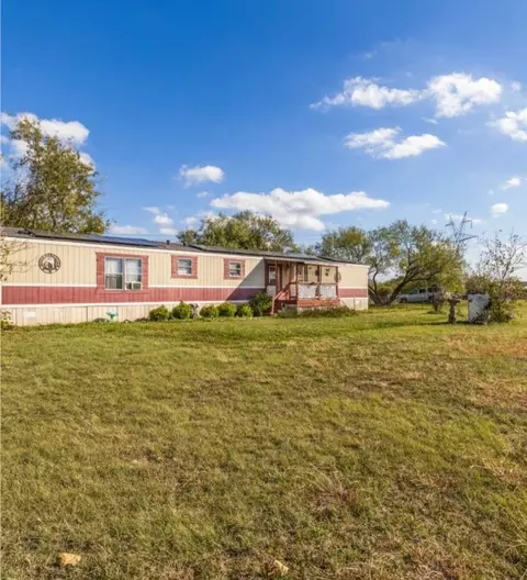 7208 Ravin Rd, Joshua, TX 76058