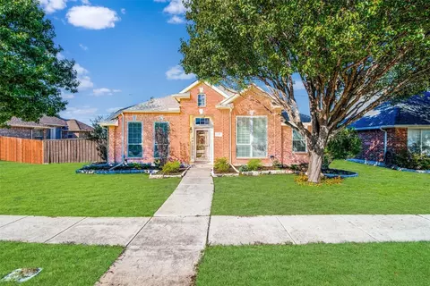 2430 Daybreak Dr, Rockwall, TX 75032