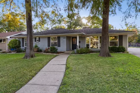 6615 Kingsbury Dr, Dallas, TX 75231