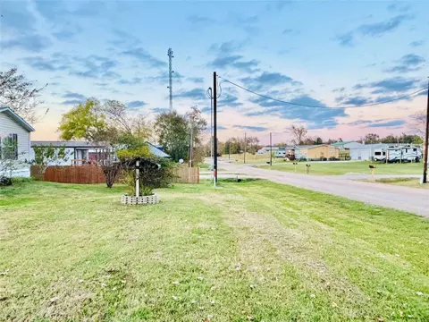 185 Geronimo, Quitman, TX 75783 photo 3