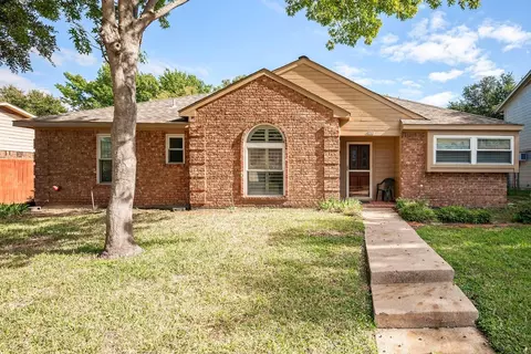 352 Timber Ridge Ln, Coppell, TX 75019