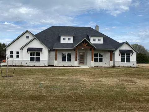 4241 Spring Garden Rd, Waxahachie, TX 75167