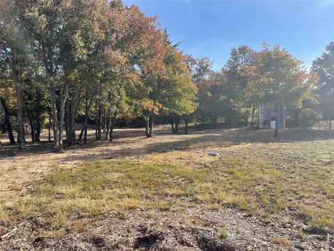 215 Twisted Willow, Sunset, TX 76270 photo 18