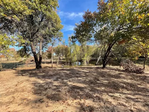 215 Twisted Willow, Sunset, TX 76270 photo 15