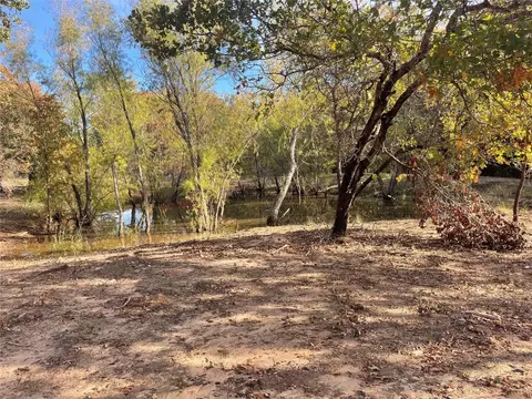 215 Twisted Willow, Sunset, TX 76270 photo 14