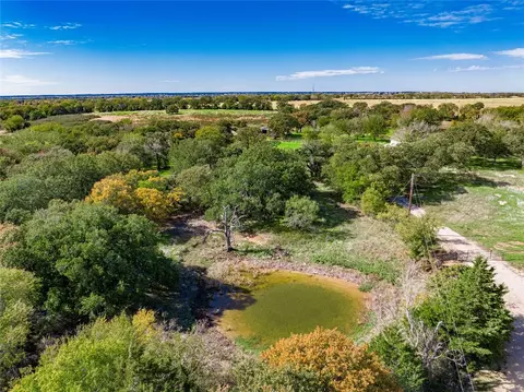 1478 Alamo Rd, Montague, TX 76251