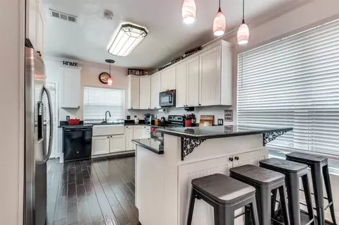 203 Branch Bnd, Euless, TX 76039 photo 11