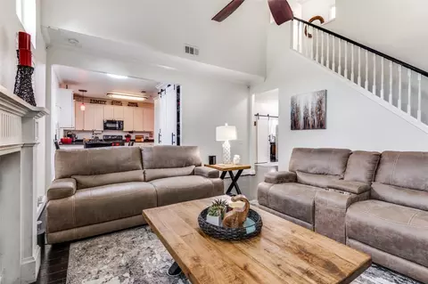 203 Branch Bnd, Euless, TX 76039 photo 8