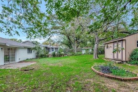 703 Shelmar Dr, Euless, TX 76039 photo 25