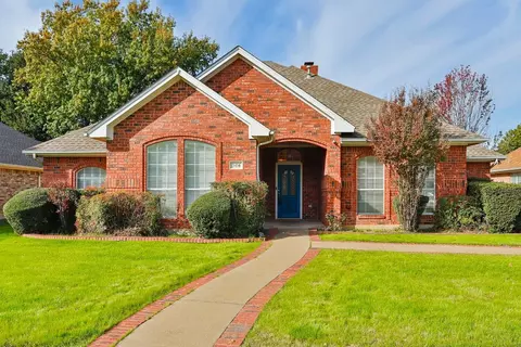 306 Eastwood Dr, Keller, TX 76248