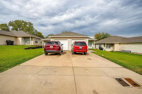 8120 Marydean Ave, Fort Worth, TX 76116