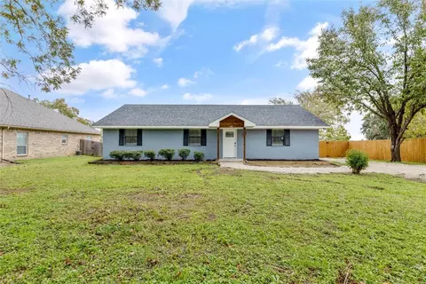 403 S Dallas St, Rice, TX 75155