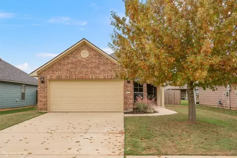 3728 Sabine Pass Dr, Bossier City, LA 71111