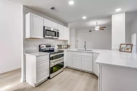 3792 Regency Cir, Fort Worth, TX 76137