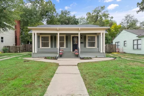 1719 Maplewood Ave, Corsicana, TX 75110