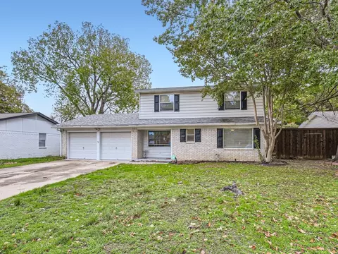 5506 Bishop Ct, Lake Dallas, TX 75065