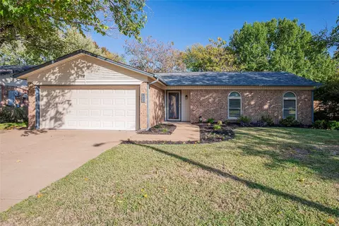 337 Navajo Dr, Keller, TX 76248