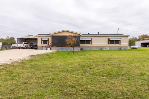 2509 Emerald Forest Dr, Burleson, TX 76028
