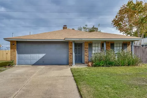 2434 Norway Dr, Garland, TX 75040