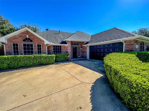 139 Country, Waxahachie, TX 75165