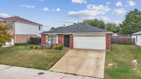 7018 Radcliff Dr, Dallas, TX 75227