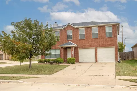 8336 Storm Chaser Dr, Fort Worth, TX 76131