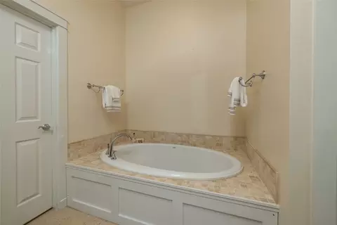 732 Forest St, Grapevine, TX 76051 photo 23