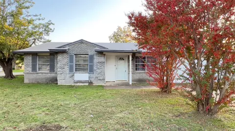 2908 Hardy Pl, Arlington, TX 76010