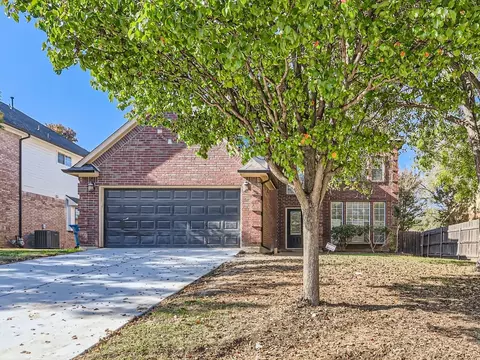 4913 Marcus Dr, Flower Mound, TX 75028