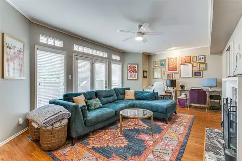 4040 Avondale Ave #310, Dallas, TX 75219