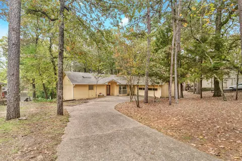 306 Oxbow Cv, Holly Lake Ranch, TX 75765