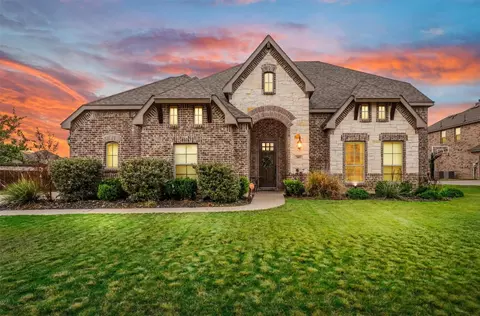 505 Sandia Park Dr, Burleson, TX 76028