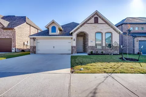 512 Antswood Dr, Fort Worth, TX 76108