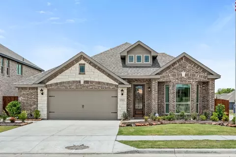 1941 Silverleaf Dr, Glenn Heights, TX 75154