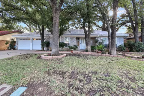 4205 E Pleasant Forest St, Arlington, TX 76015