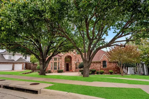7701 Watson Dr, Plano, TX 75025