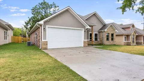 608 N Frisco St, Sherman, TX 75090