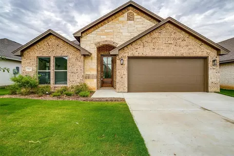 9948 Mescalbean, Crowley, TX 76036